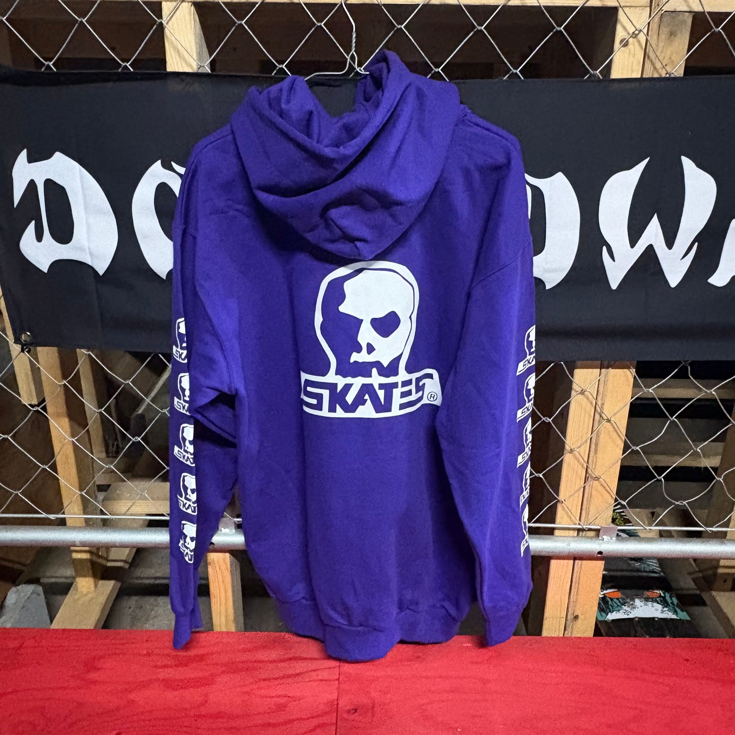 SKULL SKATES ロゴパープルフーディー