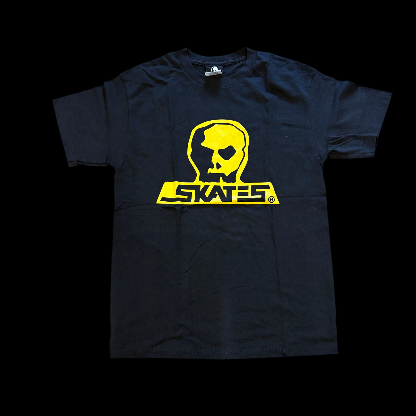 SKULL SKATES  BURBS GOLDEN（ブラックｘイエローゴールド） 　Tシャツ　