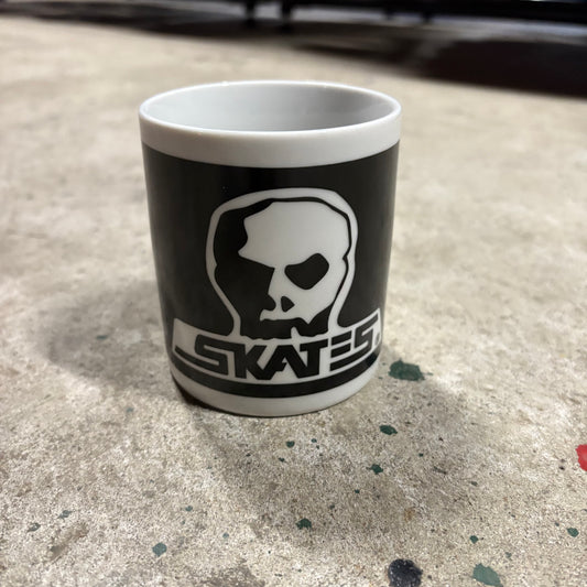 ロゴ　マグカップ　ホワイト×ブラックプリント